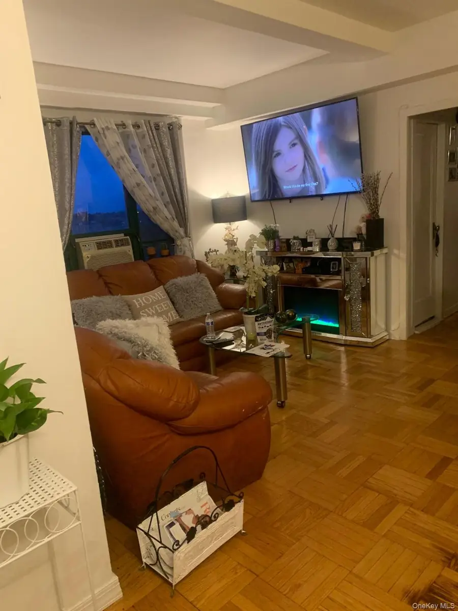 1700 Metropolitan Avenue #6D, Bronx, NY 10462 - #3