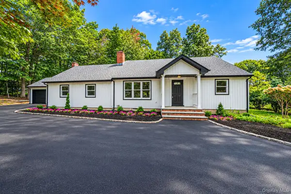 15 Sands Lane, Belle Terre, NY 11777