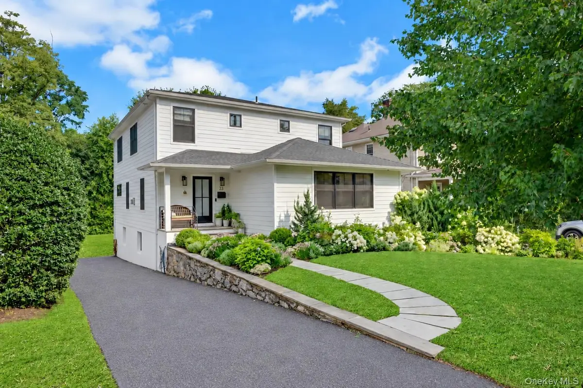 23 Holly Place, Larchmont, NY 10538 - #1