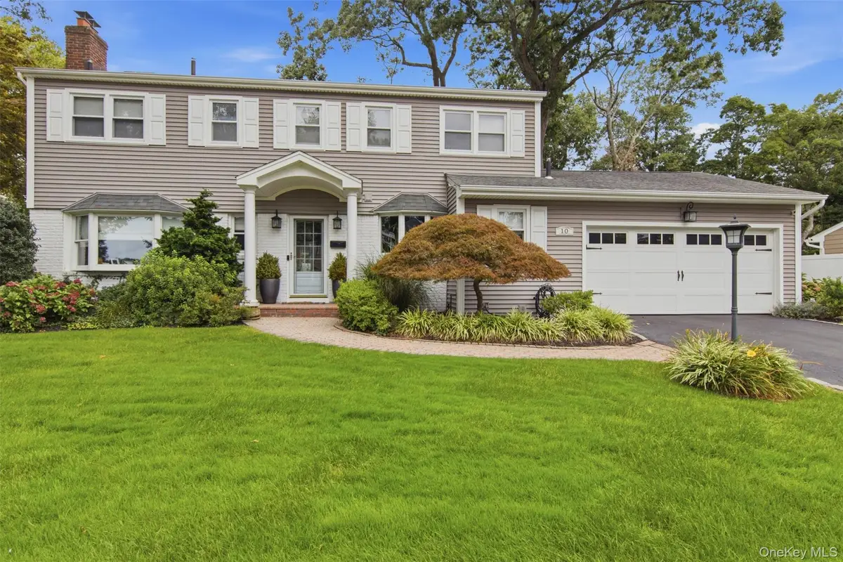 10 Hilltop Lane, Oyster Bay, NY 11771 - #1