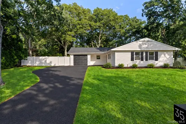 35 Winside Lane, Coram, NY 11727