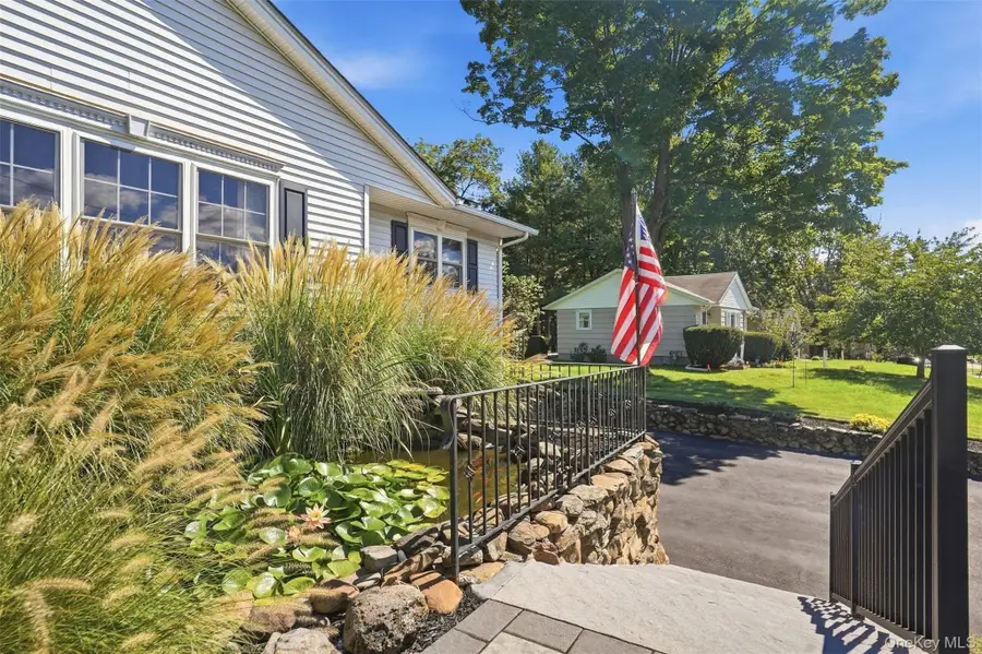 83 Harth Drive, New Windsor, NY 12553 - #2