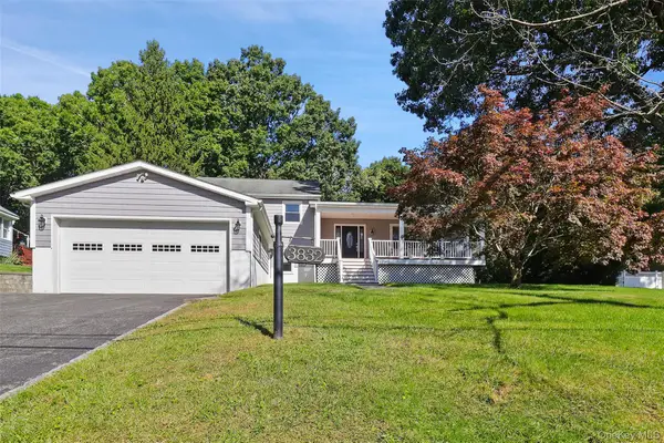 3832 Valleyview Street, Mohegan Lake, NY 10547