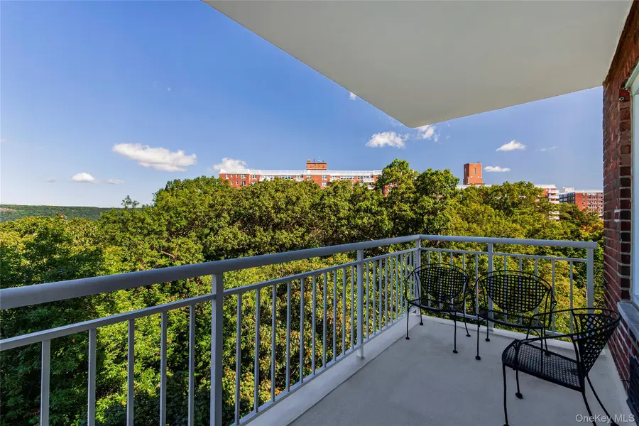3935 Blackstone Avenue #8B, Bronx, NY 10471 - #2