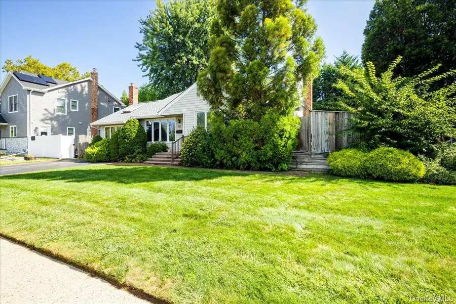 10 Seneca Drive, Massapequa, NY 11758 - #2