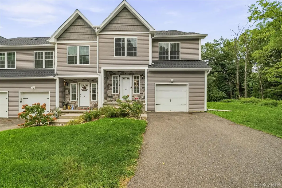 809 Fairway Court, New Windsor, NY 12553 - #1