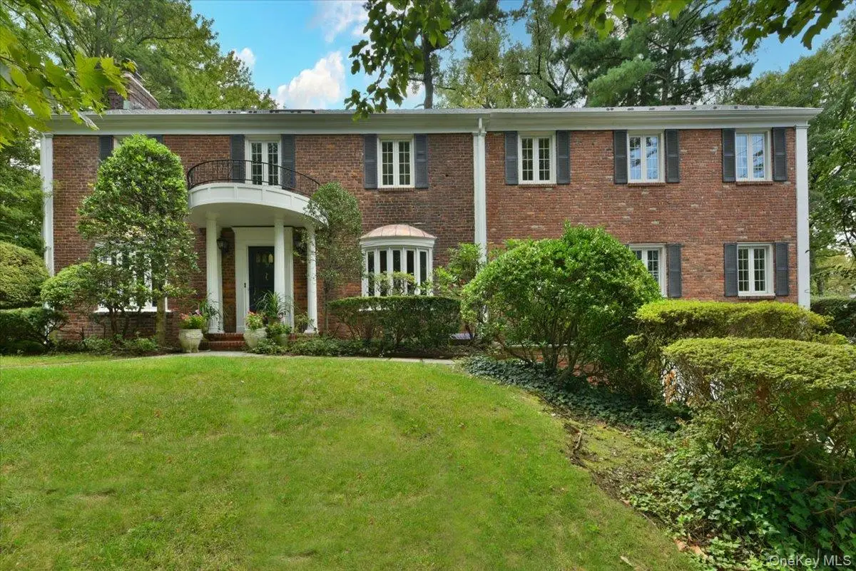 9 Dorset Road, Great Neck, NY 11020 - #1