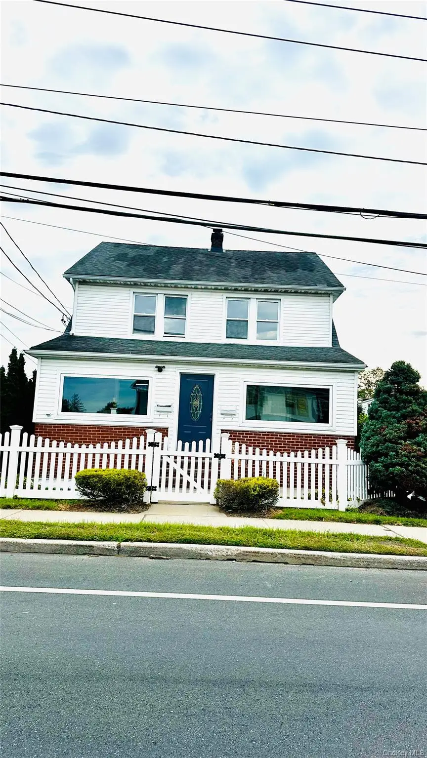 557 Newbridge Road, East Meadow, NY 11554 - #1