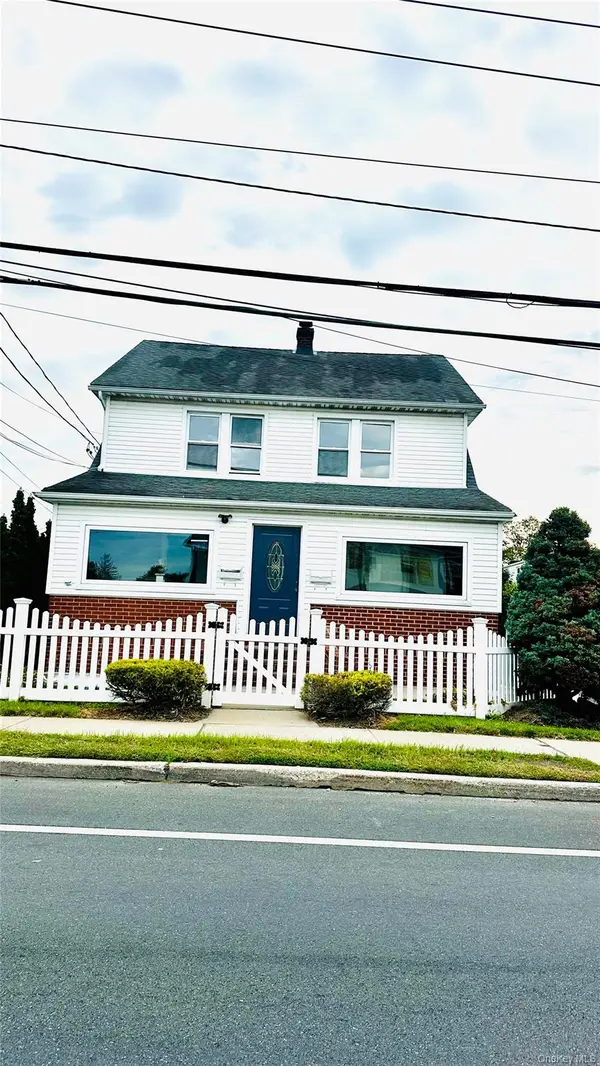 557 Newbridge Road, East Meadow, NY 11554