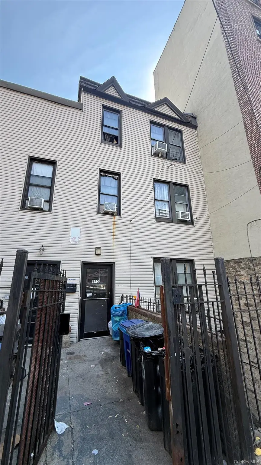 940 Rev James Polite A Avenue, Bronx, NY 10459 - #1