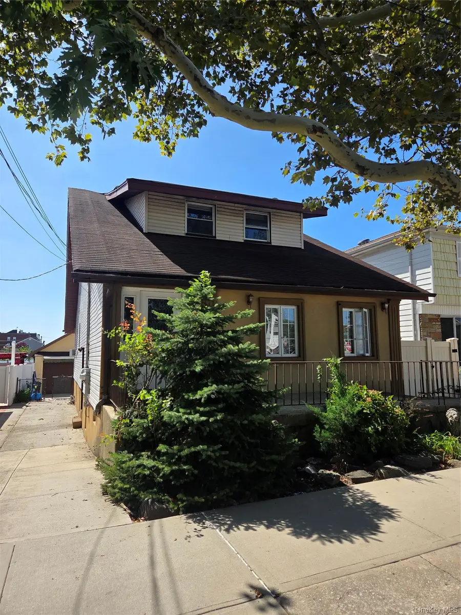 10008 157th Avenue, Howard Beach, NY 11414 - #2