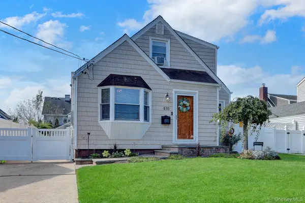 410 Clive Place, Oceanside, NY 11572