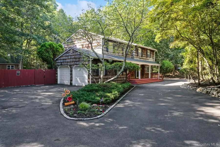 24 Kastal Drive, Ridge, NY 11961 - #2