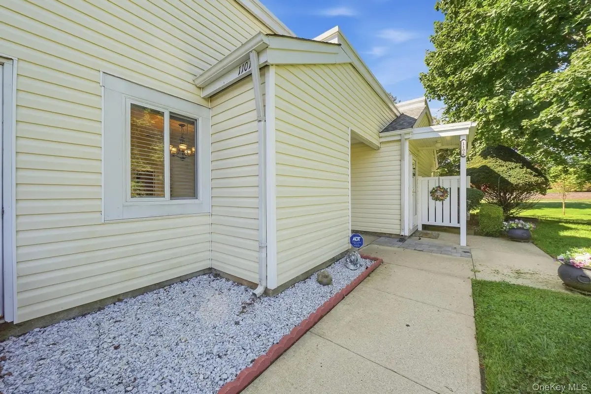 1101 Cabot Court N, Saint James, NY 11780 - #1