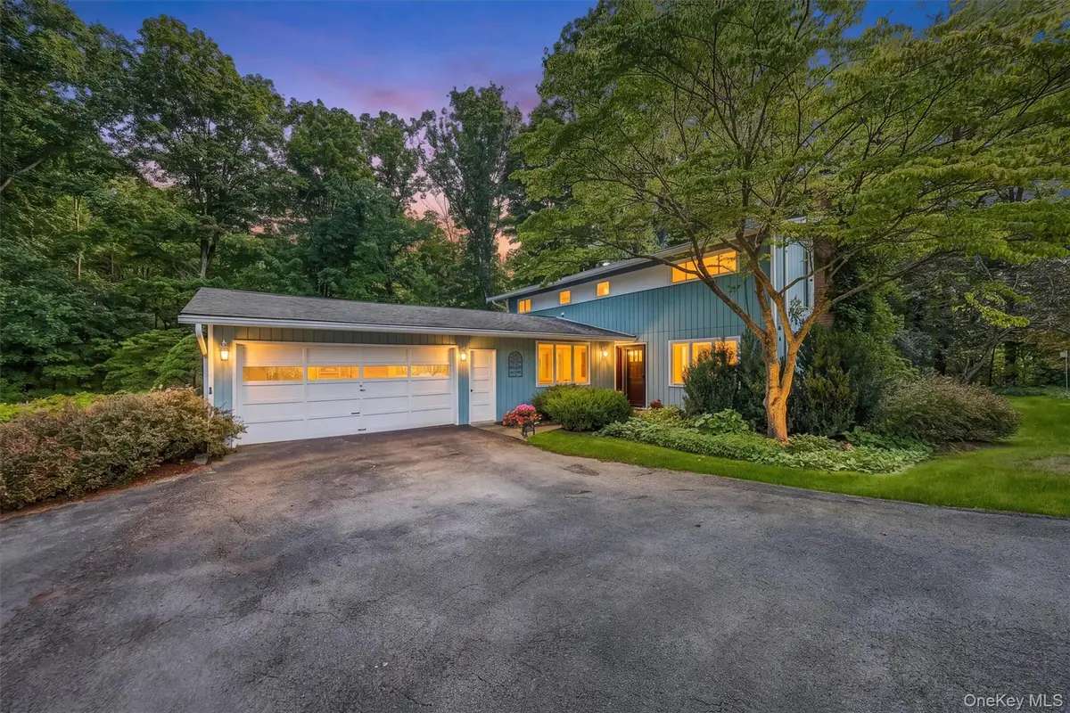 2 Woodcrest Drive, Hopewell Junction, NY 12533 - #1