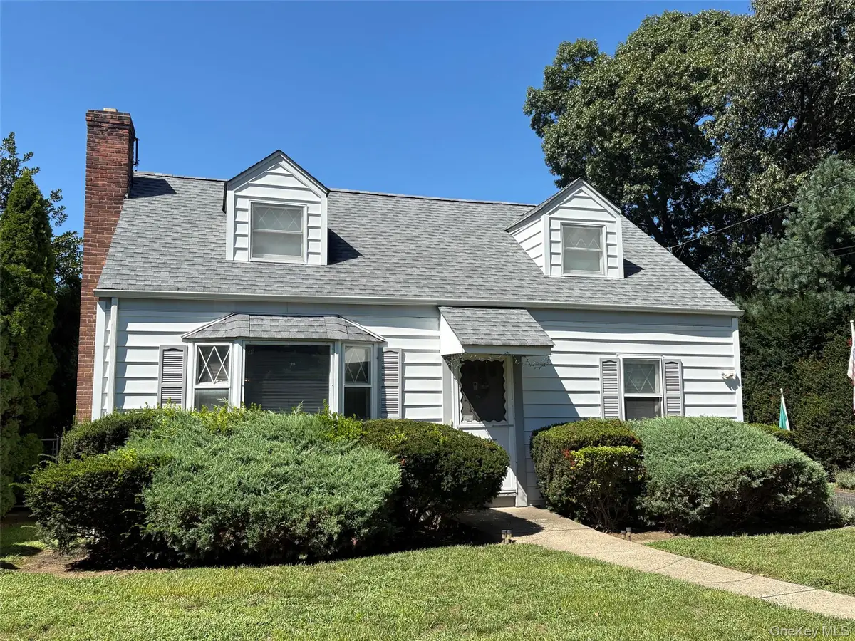111 King Street, Malverne, NY 11565 - #1