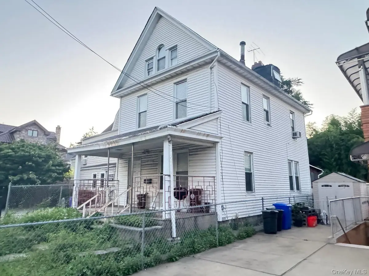 146-59 Delaware Avenue, Flushing, NY 11355 - #1