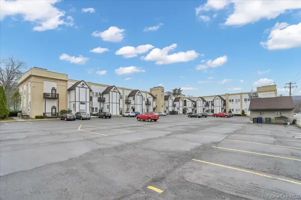39 Church Street #17, Port Jervis, NY 12771