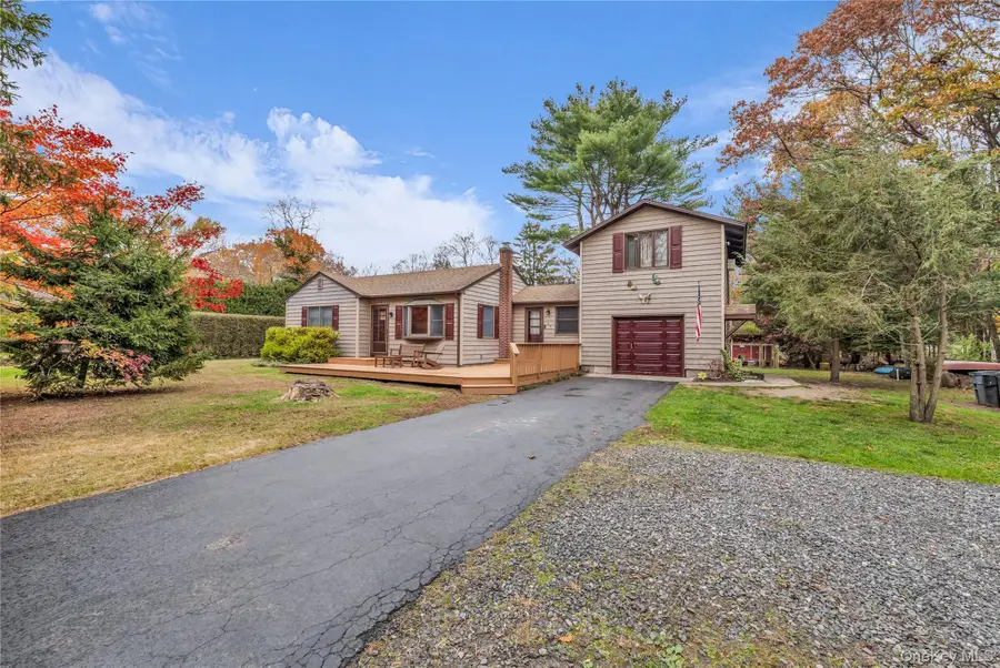 17 Hawkins Lane, Brookhaven, NY 11719 - #3