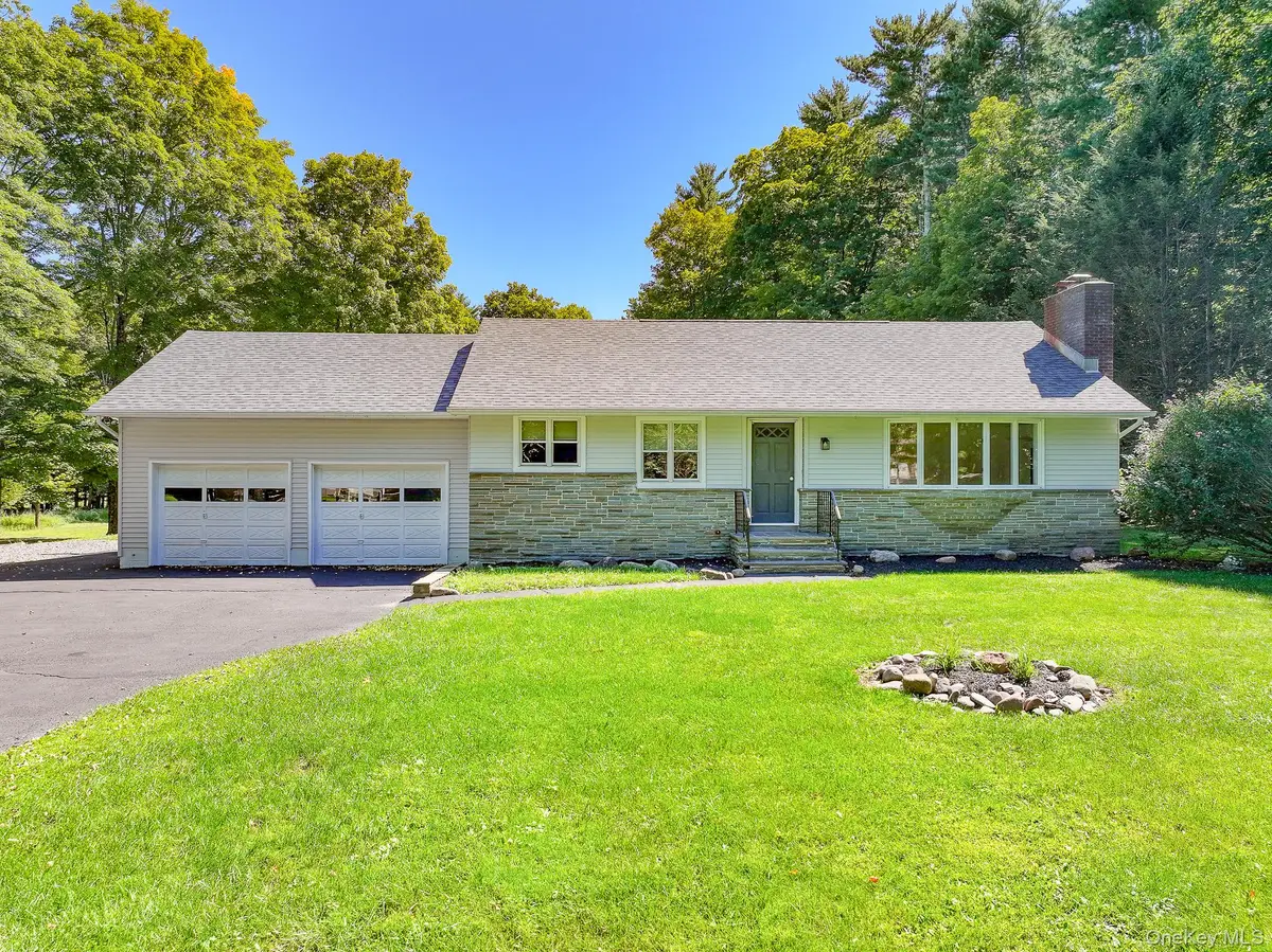34 Van Buskirk Road, Saugerties, NY 12477 - #1