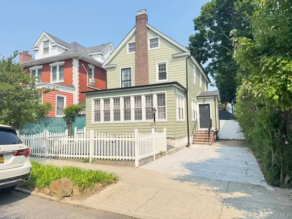 40-29 167th Street, Flushing, NY 11358