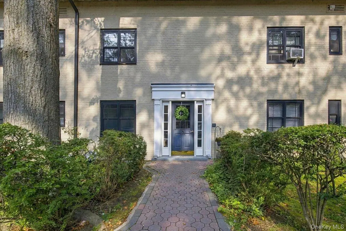 3 Whitehall Road #21, Eastchester, NY 10709 - #1