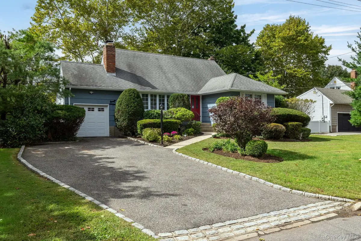 144 Nassau Avenue, West Babylon, NY 11704 - #1