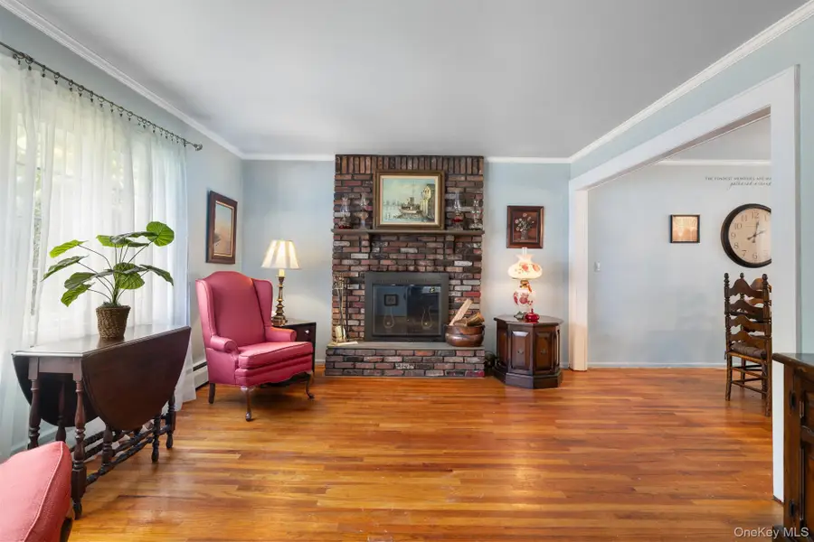 144 Nassau Avenue, West Babylon, NY 11704 - #3