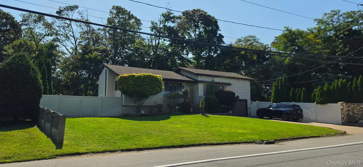 1420 August Road, North Babylon, NY 11703 - #1