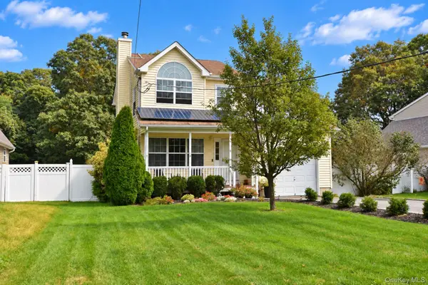 9 The Green, Shirley, NY 11967