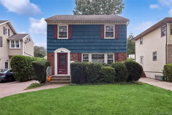 9 Monroe Street, Garden City, NY 11530