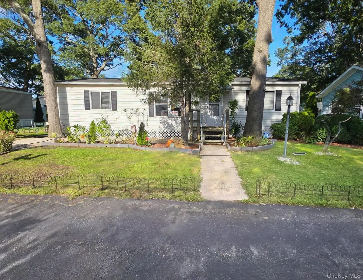 37-28 Hubbard Avenue, Riverhead, NY 11901 - #1