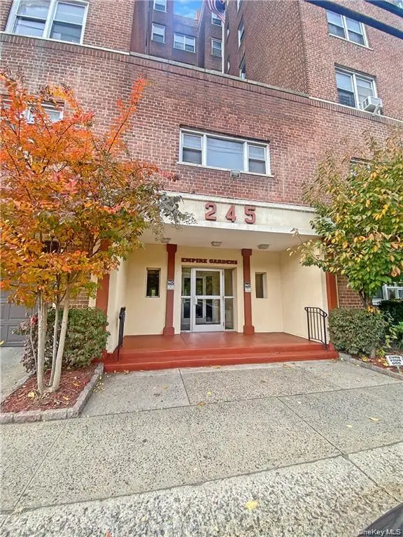 245 Bronx River Road #8C, Yonkers, NY 10704 - #1