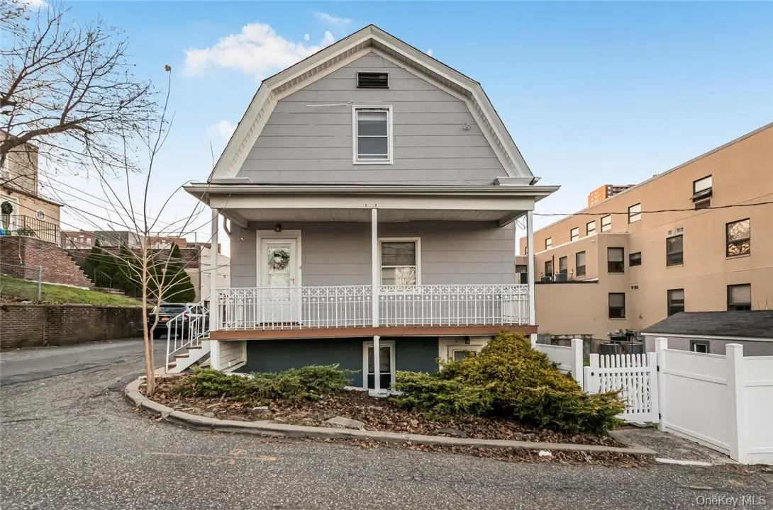 451 W 258th Street, Bronx, NY 10471 - #1