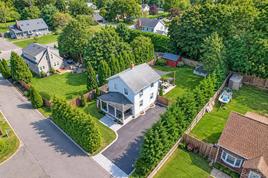 9 Jennings Avenue, Center Moriches, NY 11934 - #3