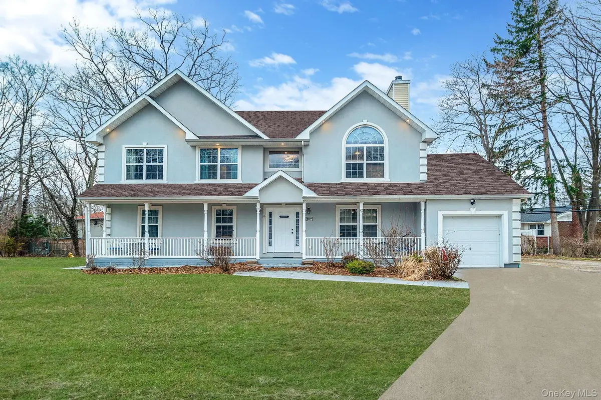 6 Denmark Court, Huntington, NY 11743 - #1