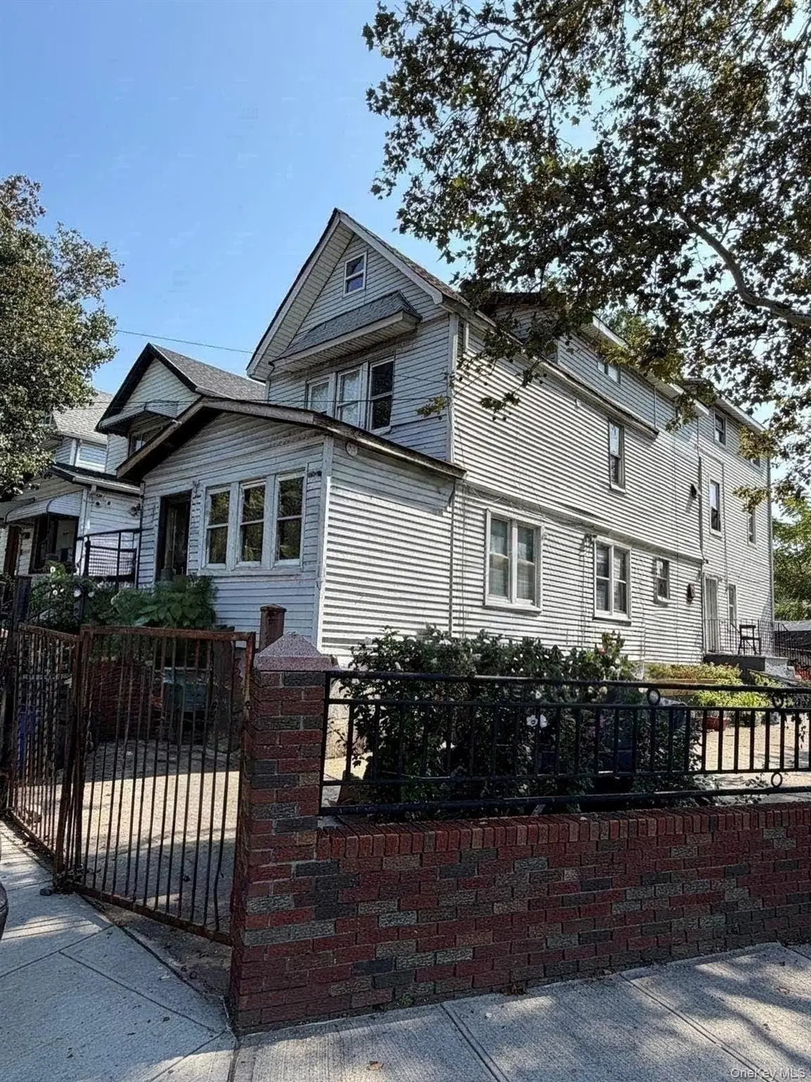 13802 106th Avenue, Jamaica, NY 11435 - #1