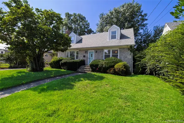 204 Pamlico Avenue, Uniondale, NY 11553