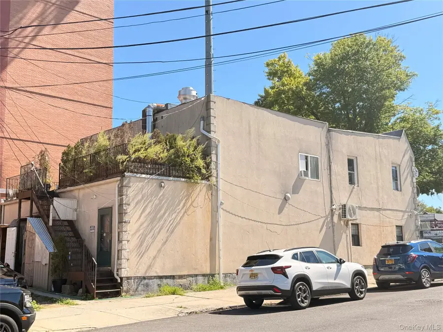 183-01 Horace Harding Expressway, Fresh Meadows, NY 11365 - #3