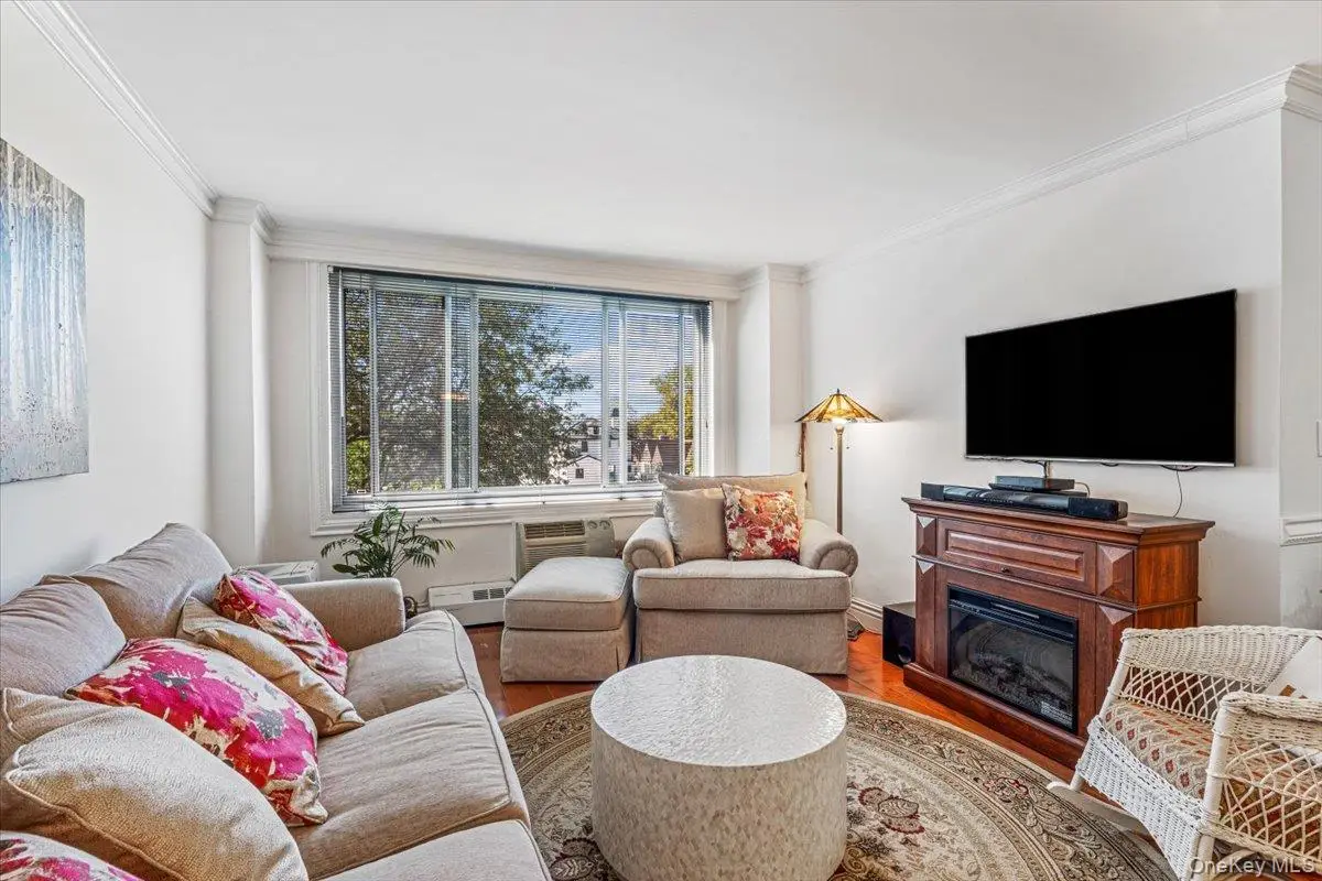 220-55 46th Avenue #5A, Bayside, NY 11361 - #1