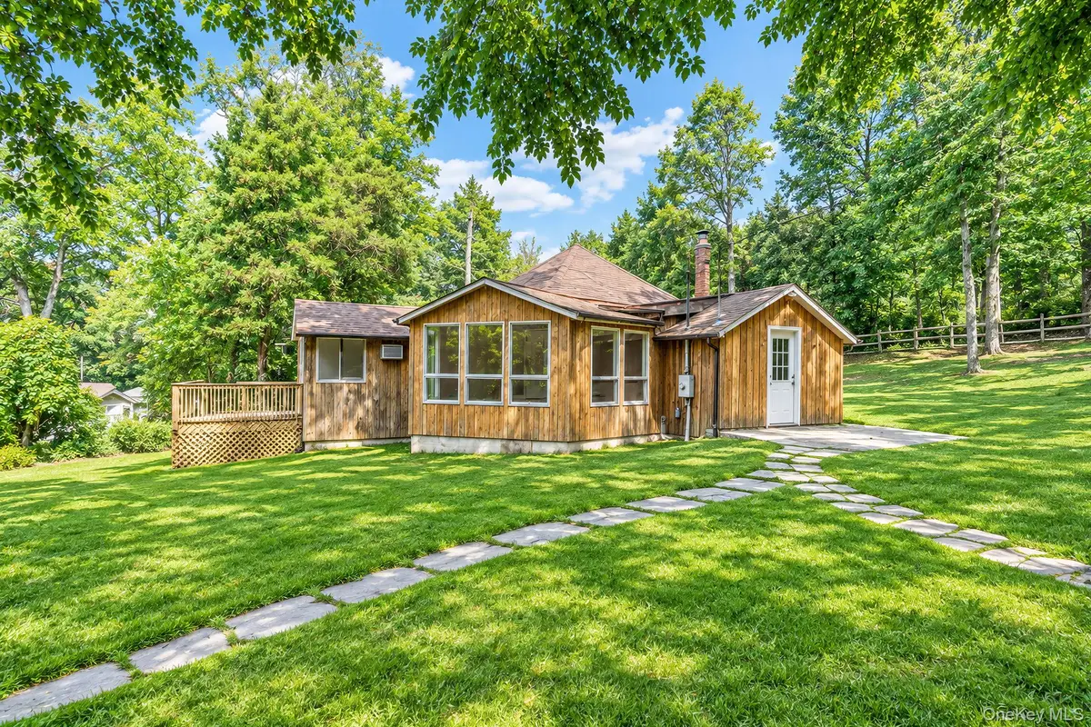 5 Jacobs Lane, Wading River, NY 11792 - #1