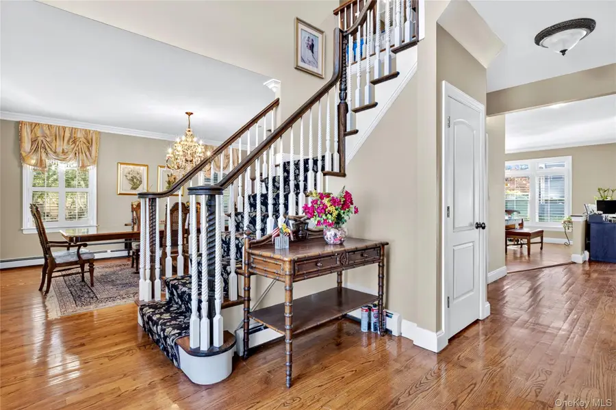 3414 Manchester Road, Wantagh, NY 11793 - #3
