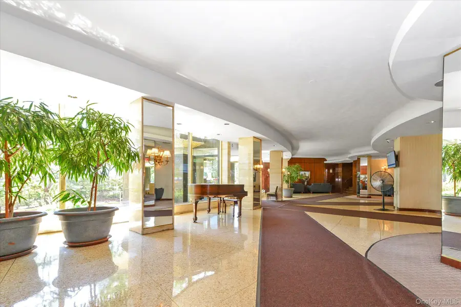61-20 Grand Central Parkway #C303, Forest Hills, NY 11375 - #2