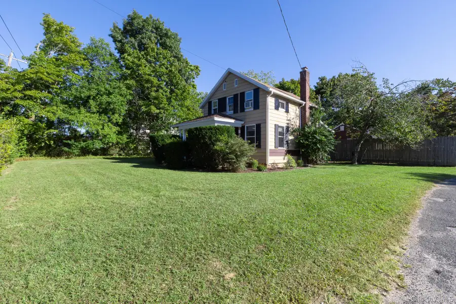 455 Montauk Highway, Eastport, NY 11941 - #2