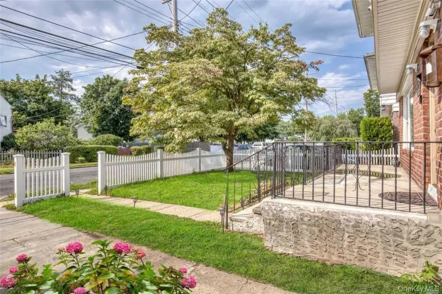 230 Westbury Boulevard, Hempstead, NY 11550 - #2