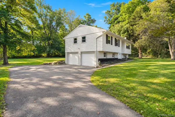 15 Vandewater Drive, Wappingers Falls, NY 12590