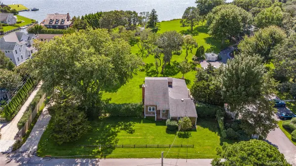 70 Middle Pond Road #22, Southampton, NY 11968