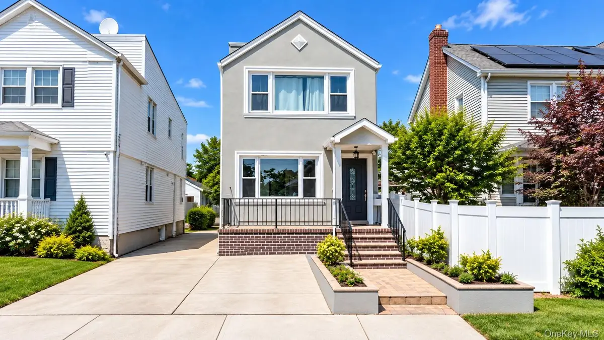 15018 99th Place, Ozone Park, NY 11417 - #1