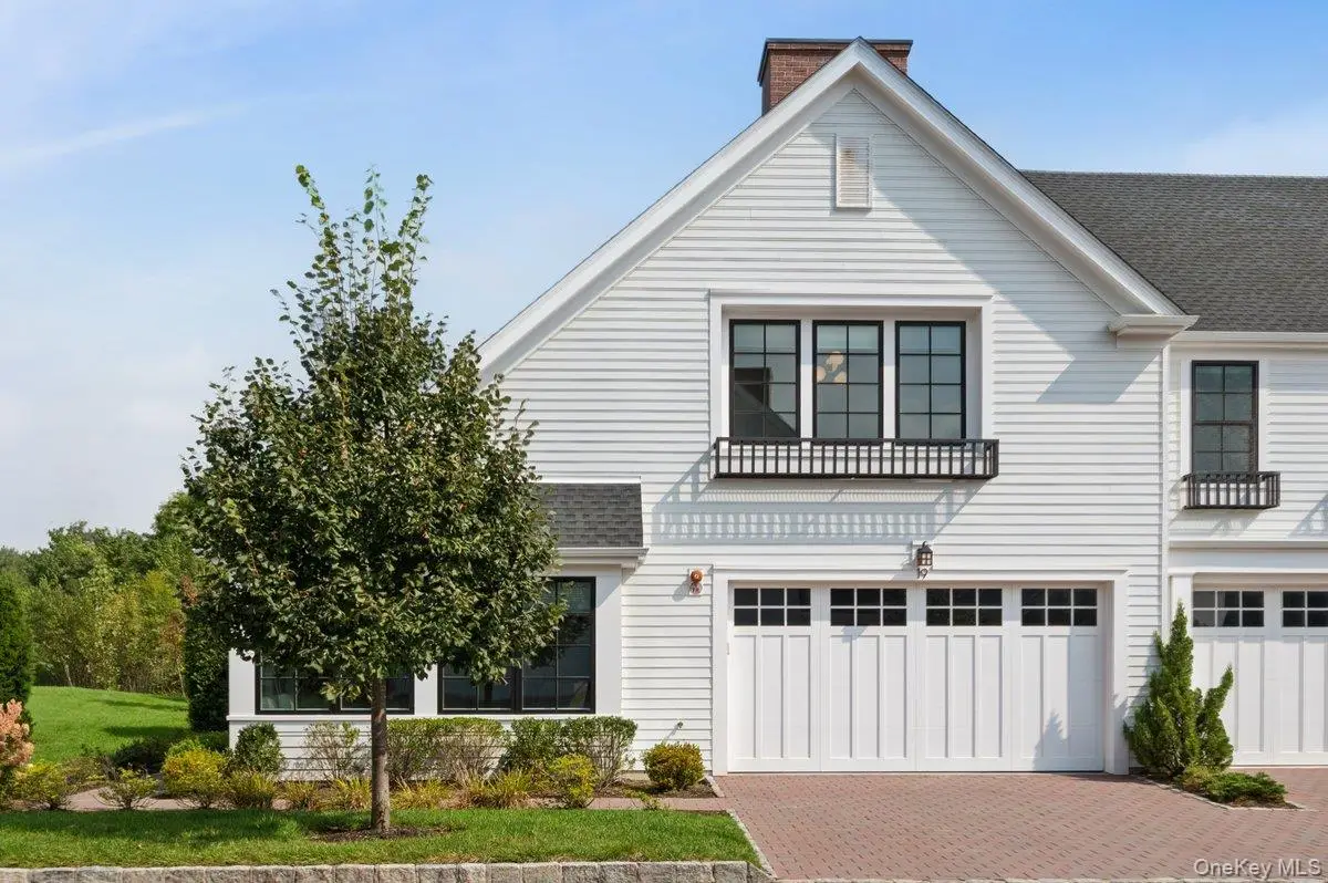 19 Lavender Lane, Rye Brook, NY 10573 - #1