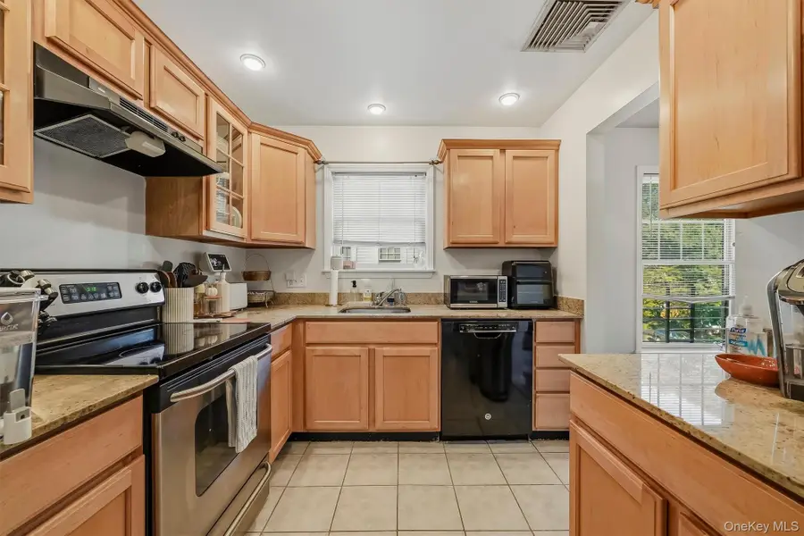 72 Virginia Avenue, Dobbs Ferry, NY 10522 - #3